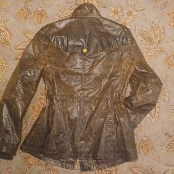 Jacket - Picture 4 of 4